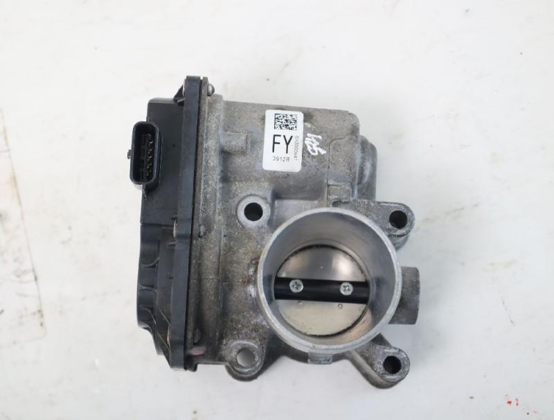 Drosselklappenstutzen 161203912R Renault TWINGO 3