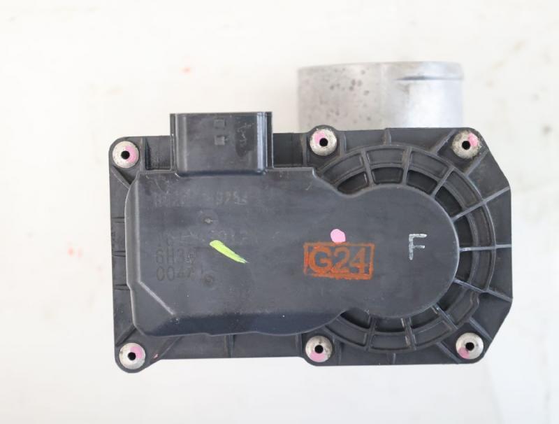 Preview: Drosselklappenstutzen 161203912R Renault TWINGO 3