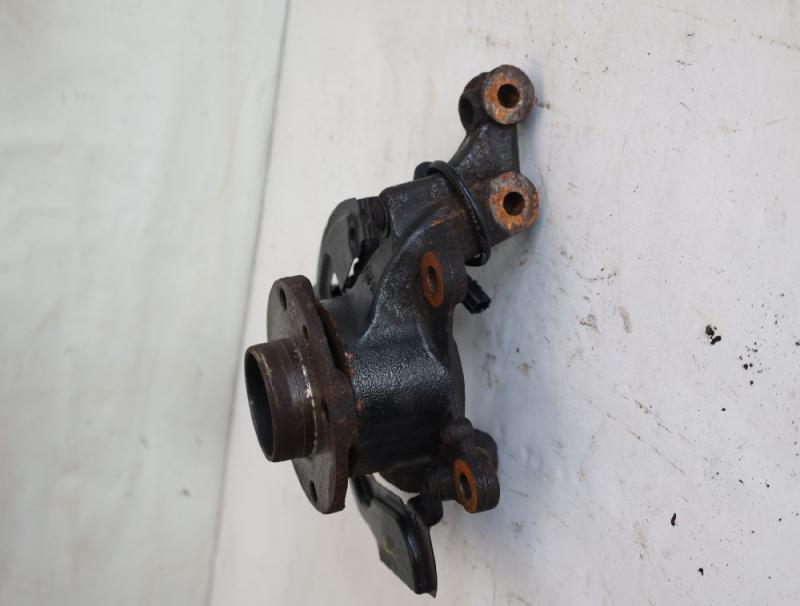 Preview: Achsschenkel vorn links 400157575R Renault TWINGO 3