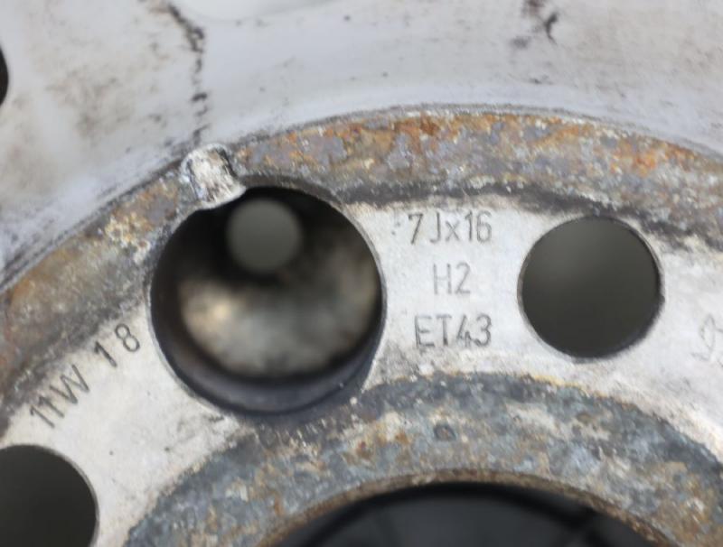Felge Alu/Leichtmetall hinten rechts 2044011102 Mercedes C-KLASSE S 204