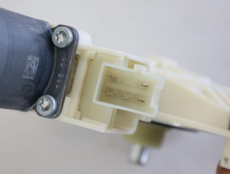 Preview: Fensterheber-Motor hinten links 2048200542 Mercedes C-KLASSE S 204