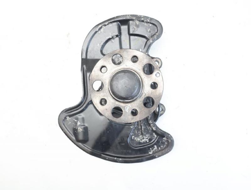 Achsschenkel vorn links 2043320101 Mercedes C-KLASSE S 204