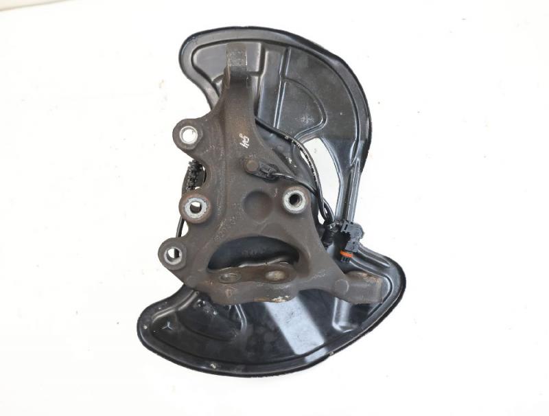 Preview: Achsschenkel vorn links 2043320101 Mercedes C-KLASSE S 204