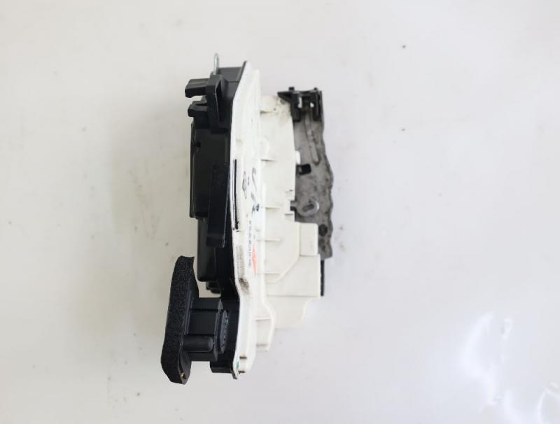 Preview: Türschloß vorn rechts 5K1837016 VW POLO 5 6R