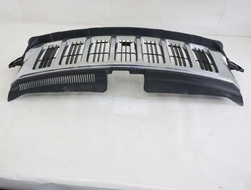 Preview: Frontgrill 55079377AD Jeep GRAND CHEROKEE 4 WK