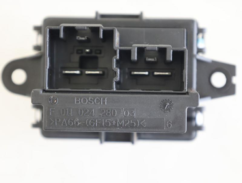 Preview: Heizgebläsevorwiderstand F011500090 Jeep GRAND CHEROKEE 4 WK