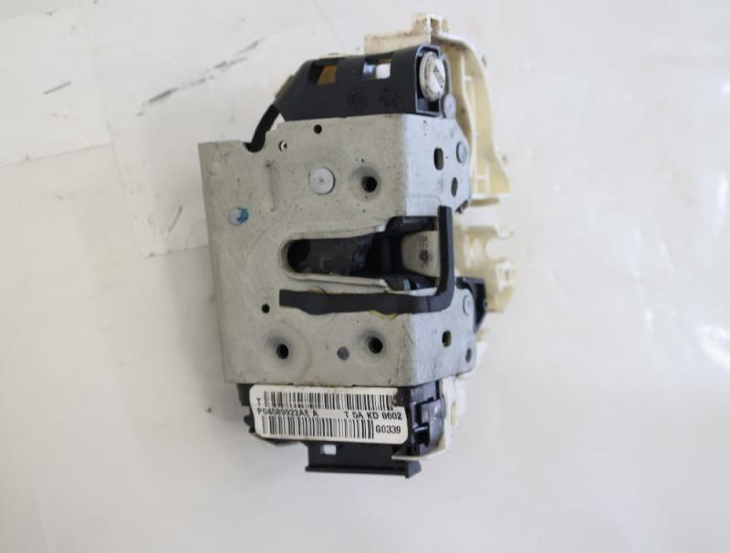 Preview: Türschloß hinten rechts 04589922AE Jeep GRAND CHEROKEE 4 WK