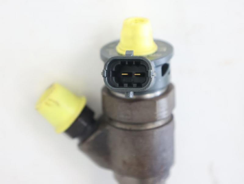 Preview: Einspritzduese (Diesel) Zylinder 6 68148332AA Jeep GRAND CHEROKEE 4 WK