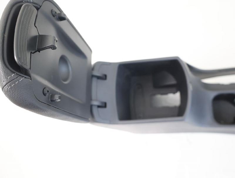 Preview: Mittelkonsole 84611G4000TRY Hyundai i30 PDE