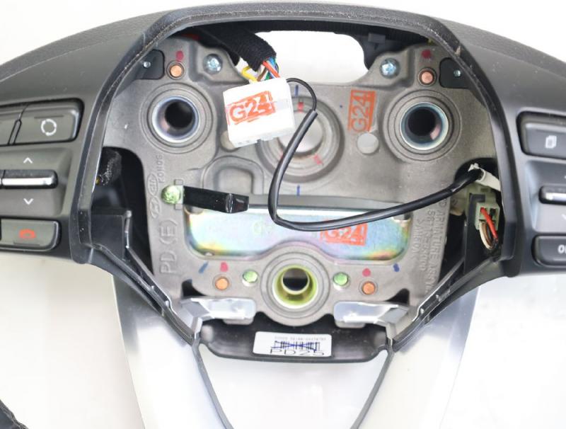 Preview: Lenkrad 56100G4470 Hyundai i30 PDE