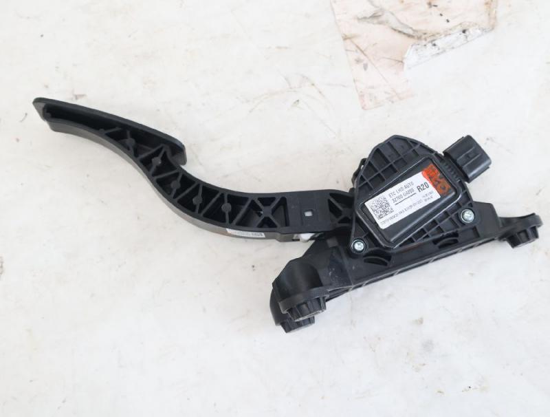 Preview: Gaspedal 32700G4200 Hyundai i30 PDE