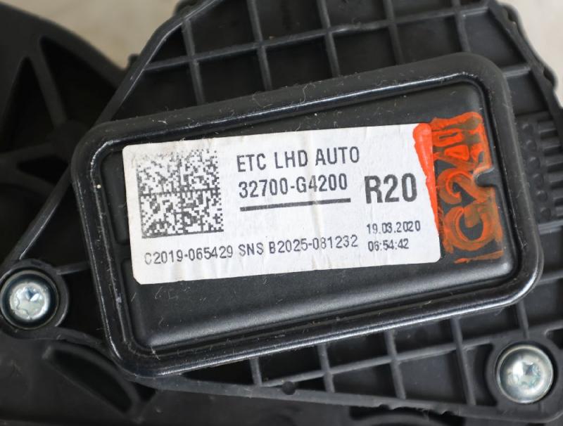 Preview: Gaspedal 32700G4200 Hyundai i30 PDE