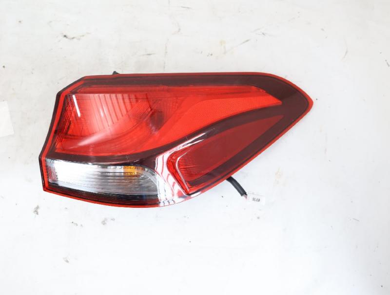 Preview: Rückleuchte rechts 92402G4200 Hyundai i30 PDE