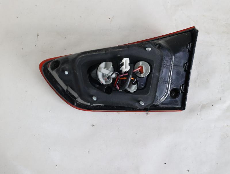 Preview: Rückleuchte links innen 92403G4200 Hyundai i30 PDE