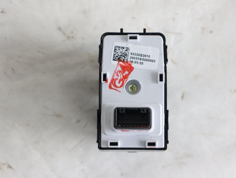 Preview: Schalter Spiegel 93530G3010 Hyundai i30 PDE