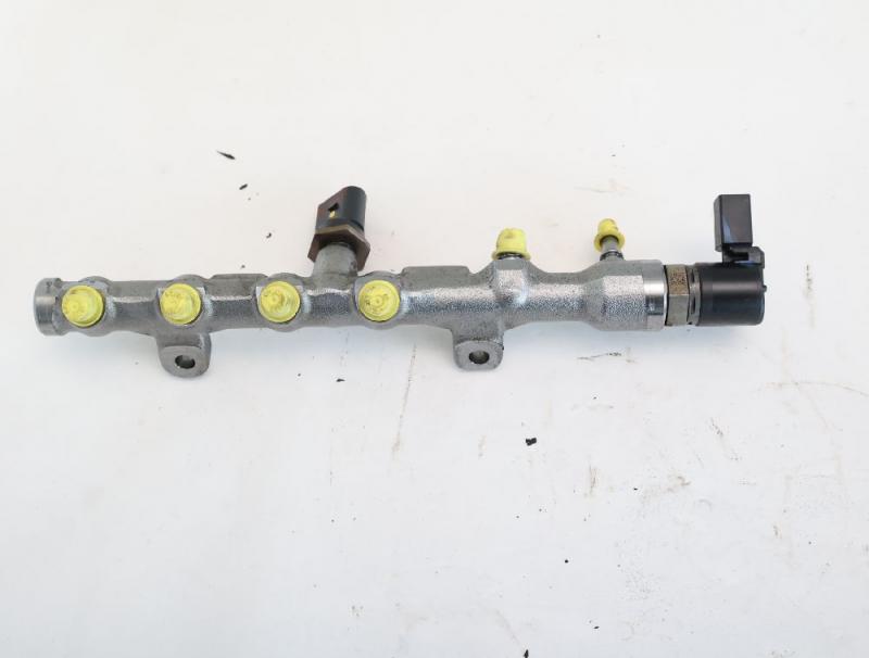 Preview: Diesel Verteilerrohr 314002U200 Hyundai i30 PDE