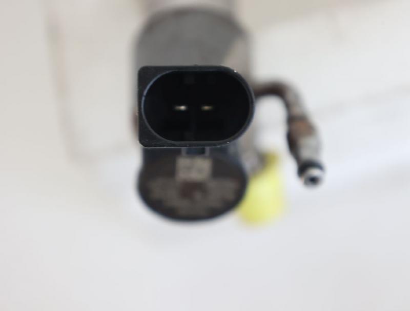 Preview: Einspritzduese (Diesel) Zylinder 3 338002U000 Hyundai i30 PDE