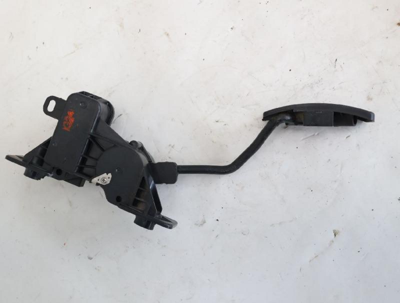 Gaspedal MR992933 Mitsubishi L 200 4 KB4T