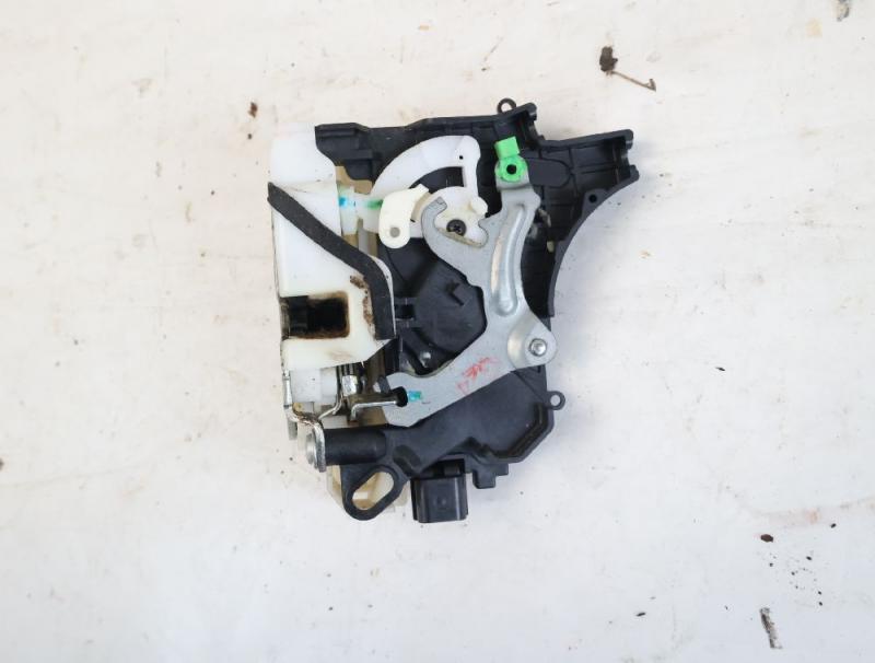 Preview: Türschloß vorn links 5715A185 Mitsubishi L 200 4 KB4T