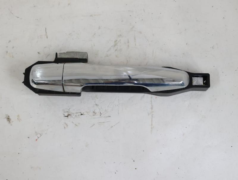 Türgriff außen vorn rechts 5716A032 Mitsubishi L 200 4 KB4T