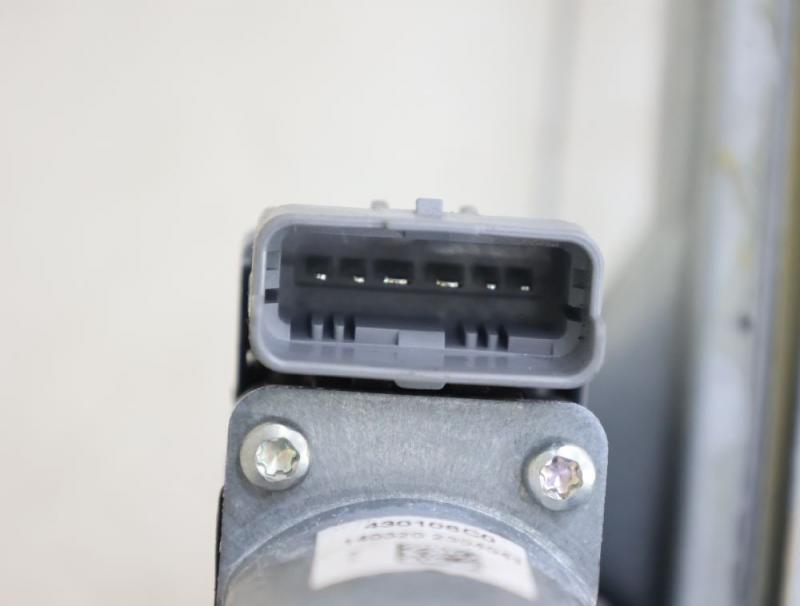 Fensterheber elektrisch vorn rechts 9802531780 Citroen C4 2 B7