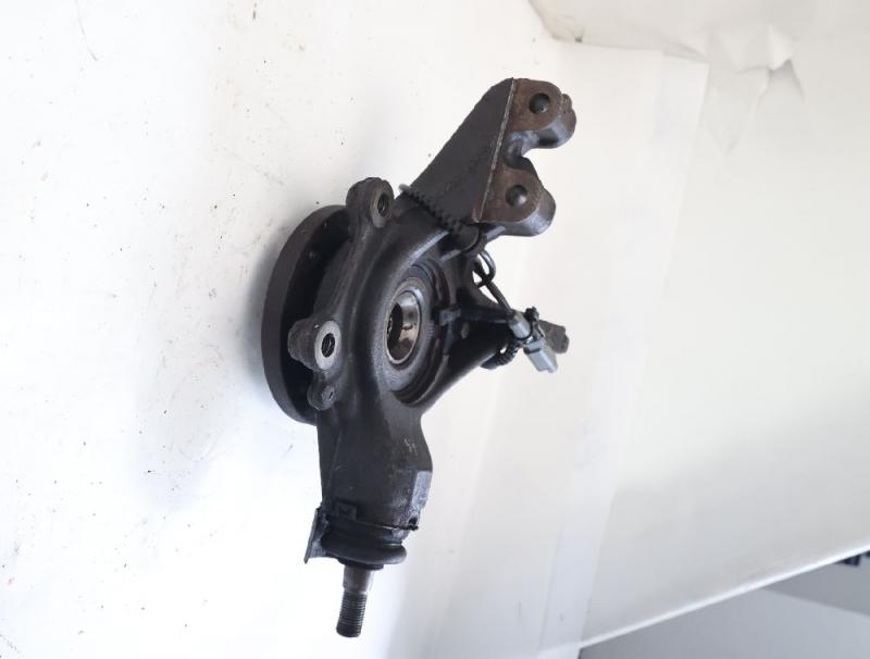 Achsschenkel vorn rechts 364796 Citroen C4 2 B7
