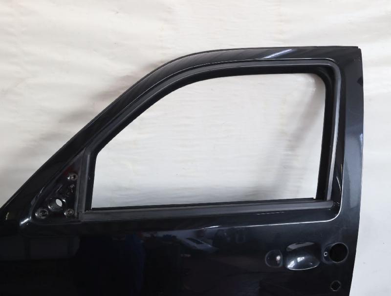Preview: Tür vorn links 55360853AF Dodge NITRO