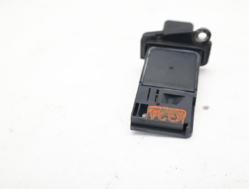Preview: Luftmassenmesser 53013733AB Dodge NITRO