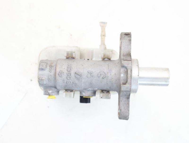 Hauptbremszylinder 68004467AB Dodge NITRO