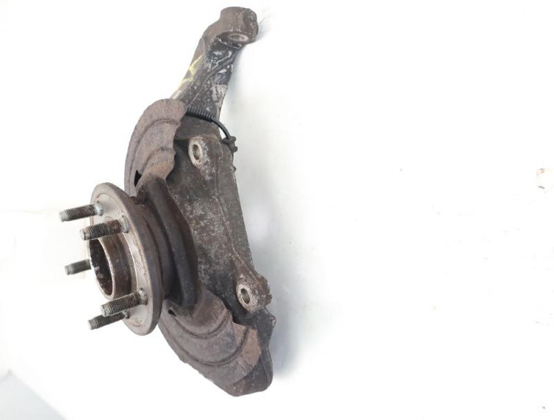 Preview: Achsschenkel vorn links 52125013AD Dodge NITRO