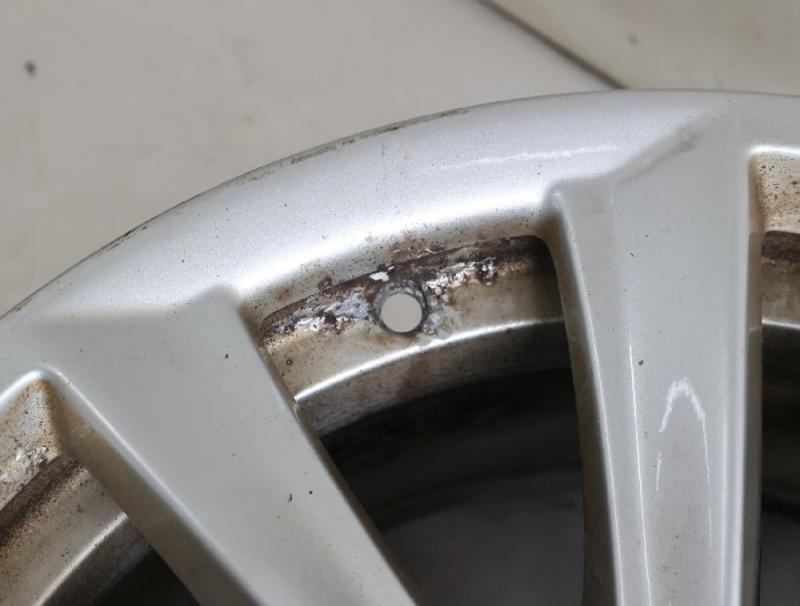 Preview: Felge Alu/Leichtmetall vorn links 6780720 BMW 5er Touring F11