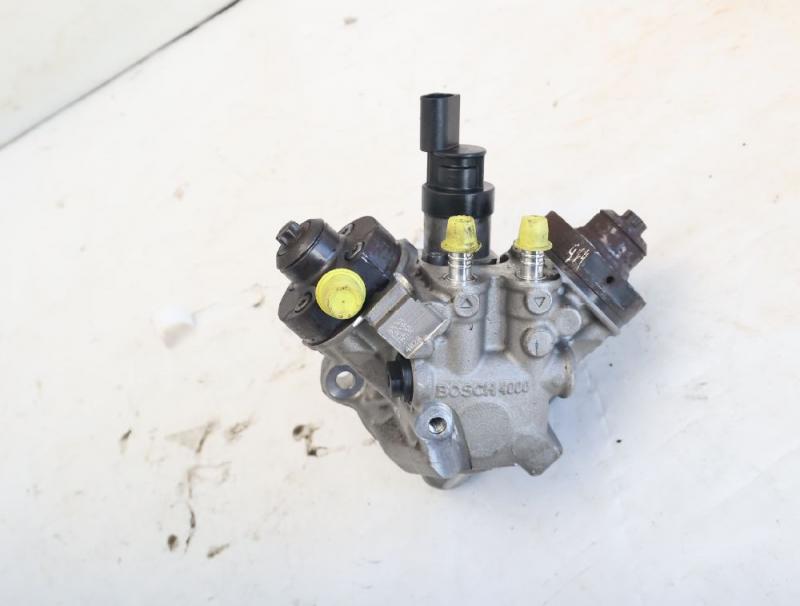 Hochdruckpumpe 7823463 BMW 5er Touring F11