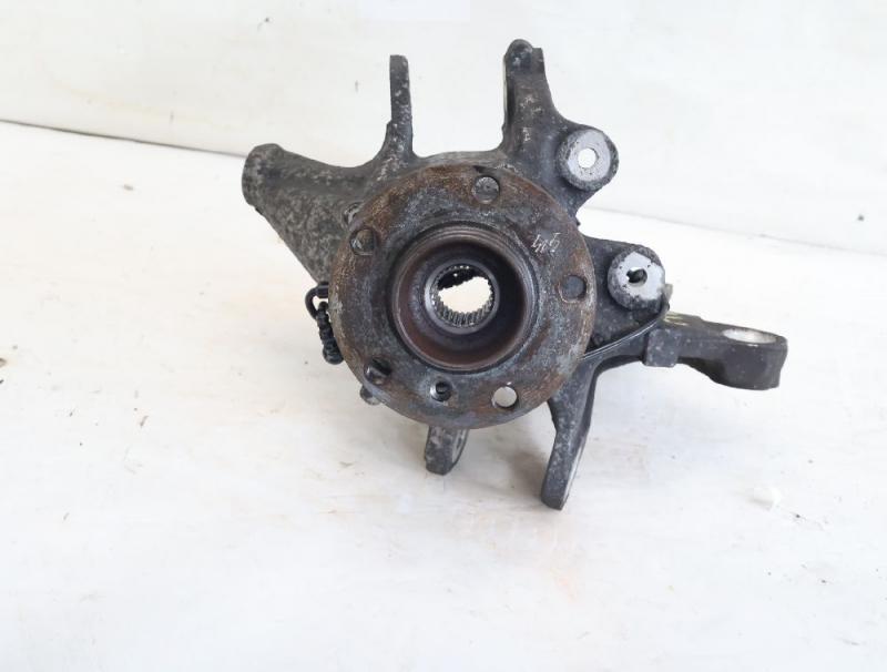 Achsschenkel hinten links 6796099 BMW 5er Touring F11