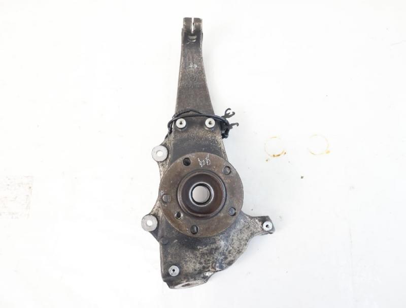 Achsschenkel vorn rechts 6777752 BMW 5er Touring F11