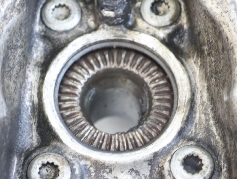 Achsschenkel vorn links 6777751 BMW 5er Touring F11