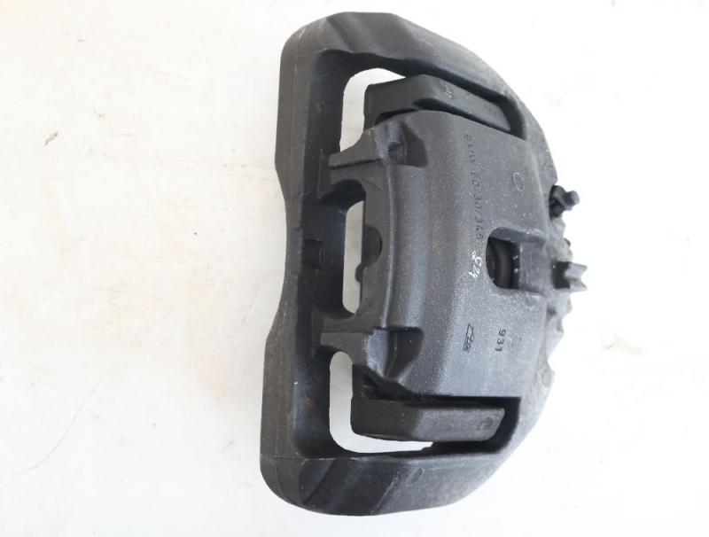 Bremssattel vorn links 6792689 BMW 5er Touring F11
