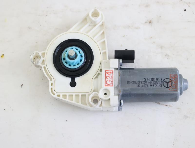 Fensterheber-Motor vorn rechts 1638201642 Mercedes B-KLASSE W245