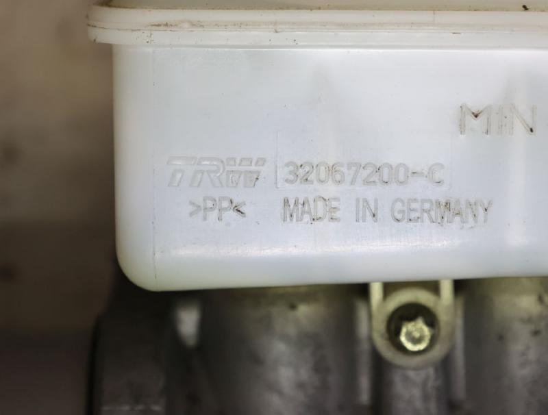 Hauptbremszylinder 1694300202 Mercedes B-KLASSE W245