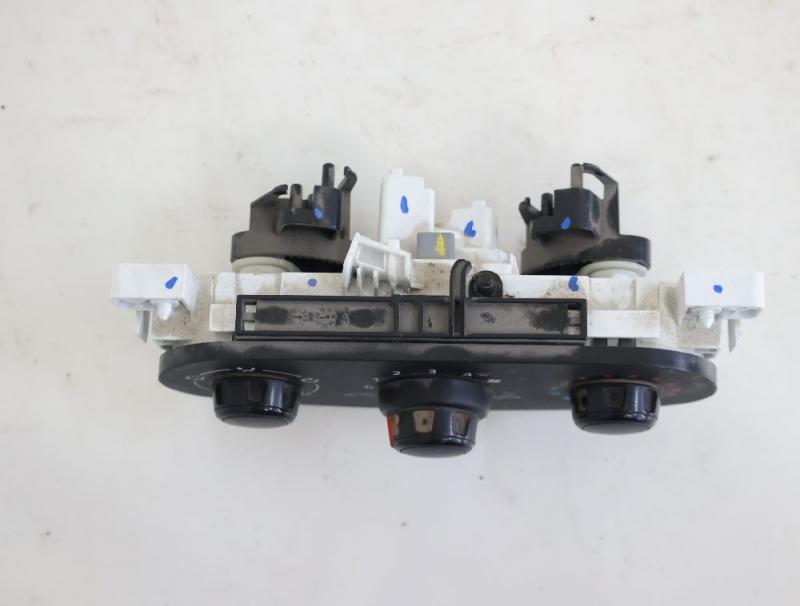 Preview: Schalter Heizung 275104697R DACIA DOKKER KE