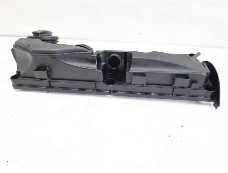 Preview: Ventildeckel 03L103469M Audi Q5 8RB