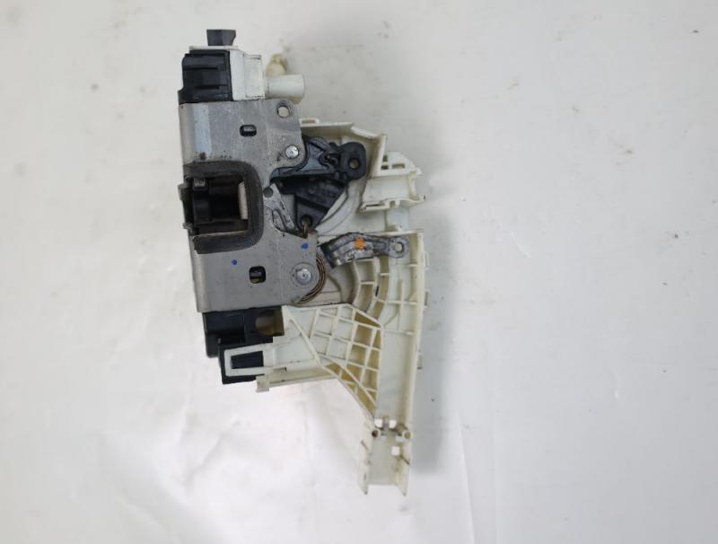 Preview: Türschloß vorn links 9067202135 Mercedes SPRINTER 906