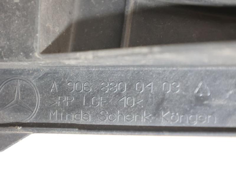 Schloßträger 9068800403 Mercedes SPRINTER 906