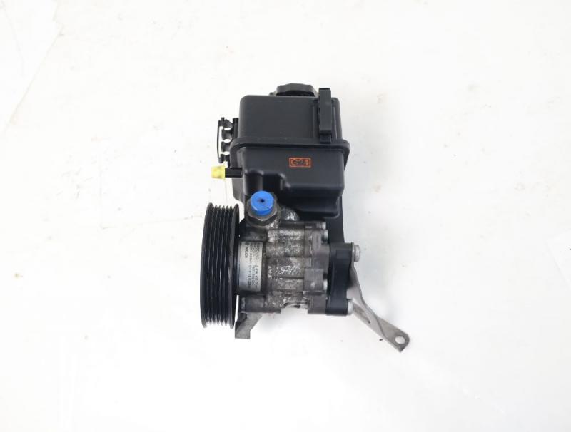 Lenkung Servopumpe 0064667801 Mercedes SPRINTER 906