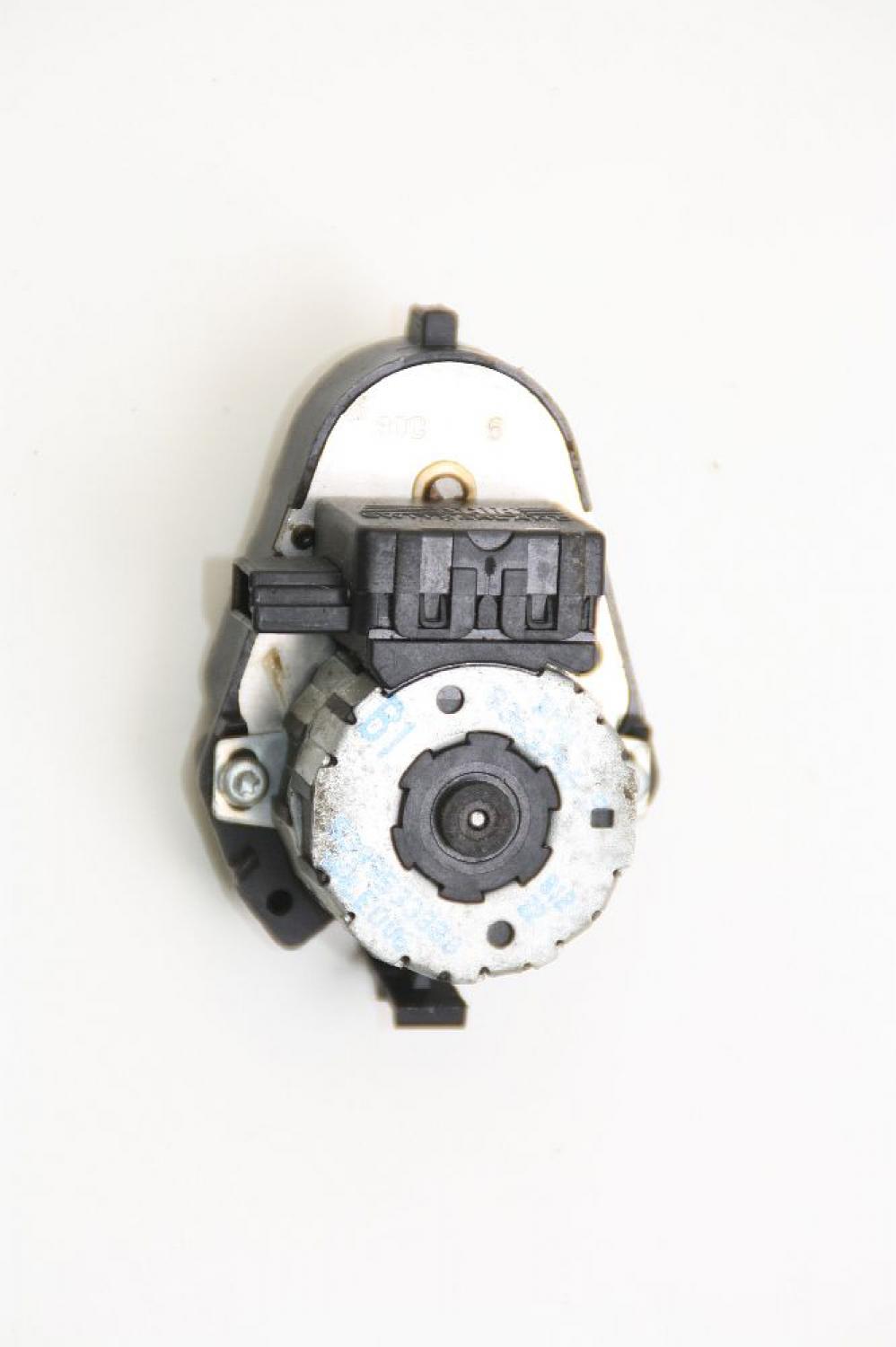 Stellmotor Heizung 83637969 BMW 5er Touring E39