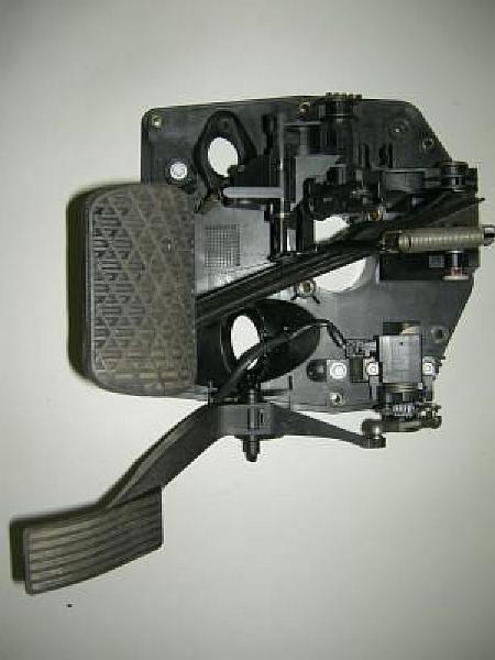 Gaspedal A1682900049 Mercedes A-KLASSE W168