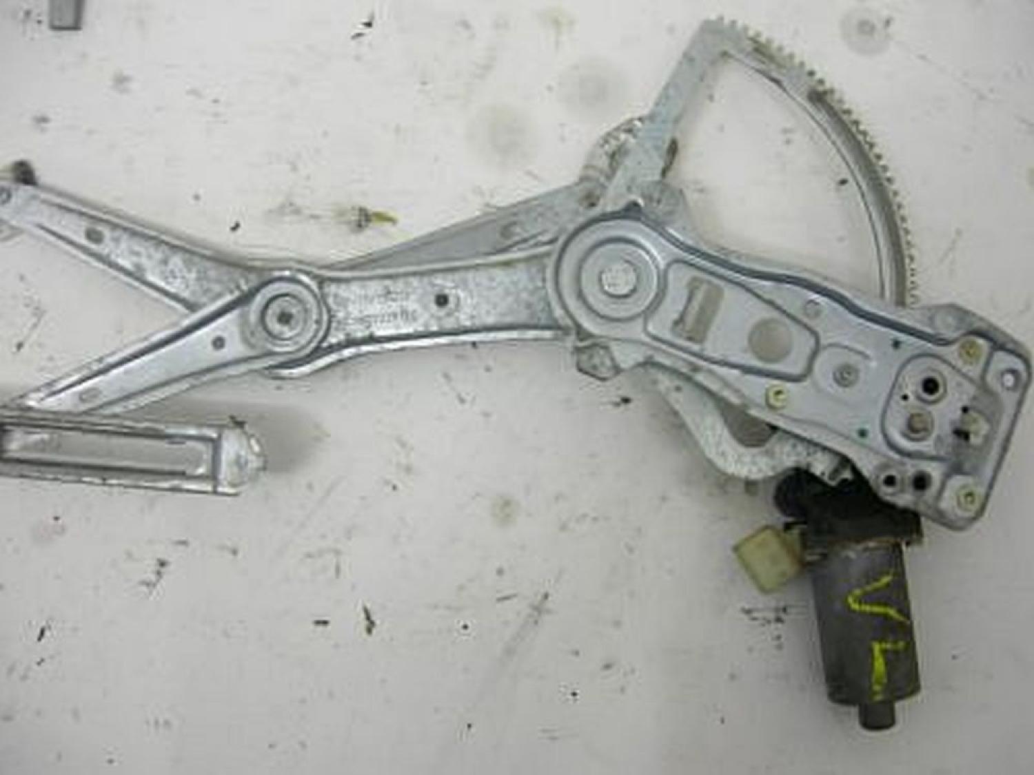 Fensterheber elektrisch vorn links 2027201546 Mercedes C-KLASSE S202
