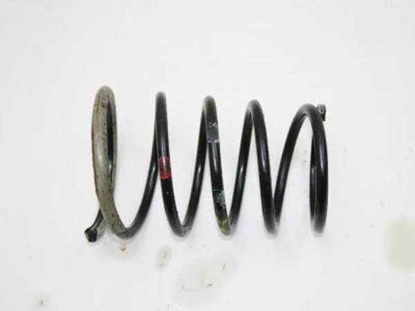Feder hinten links 550208H762 Nissan X-TRAIL 1