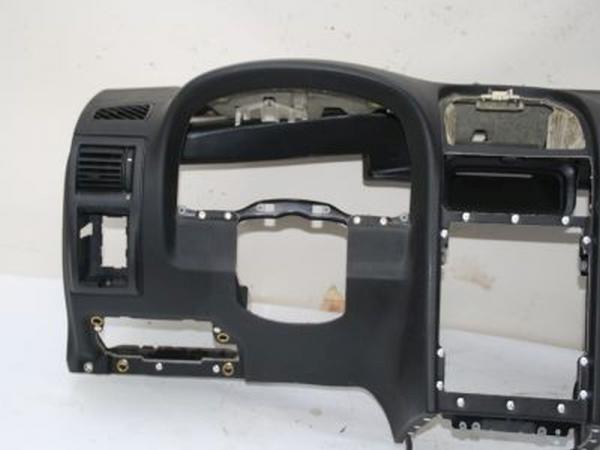 Armaturenbrett Audi 80 89 8A1857039G5AY 06-1991 gebraucht 3