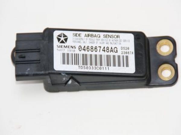 Airbag Sensor rechts 04686748AG Chrysler GRAND VOYAGER 4 RG
