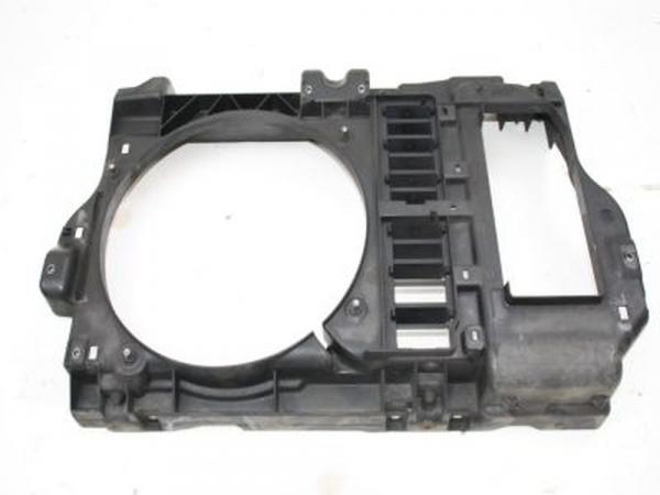 Lüfterzarge P9646474780 Citroen C5 2 RC